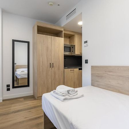 Micampus Xaudaro Student Residence Madrid Eksteriør billede