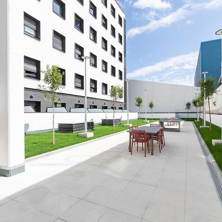 Micampus Xaudaro Student Residence Madrid Eksteriør billede