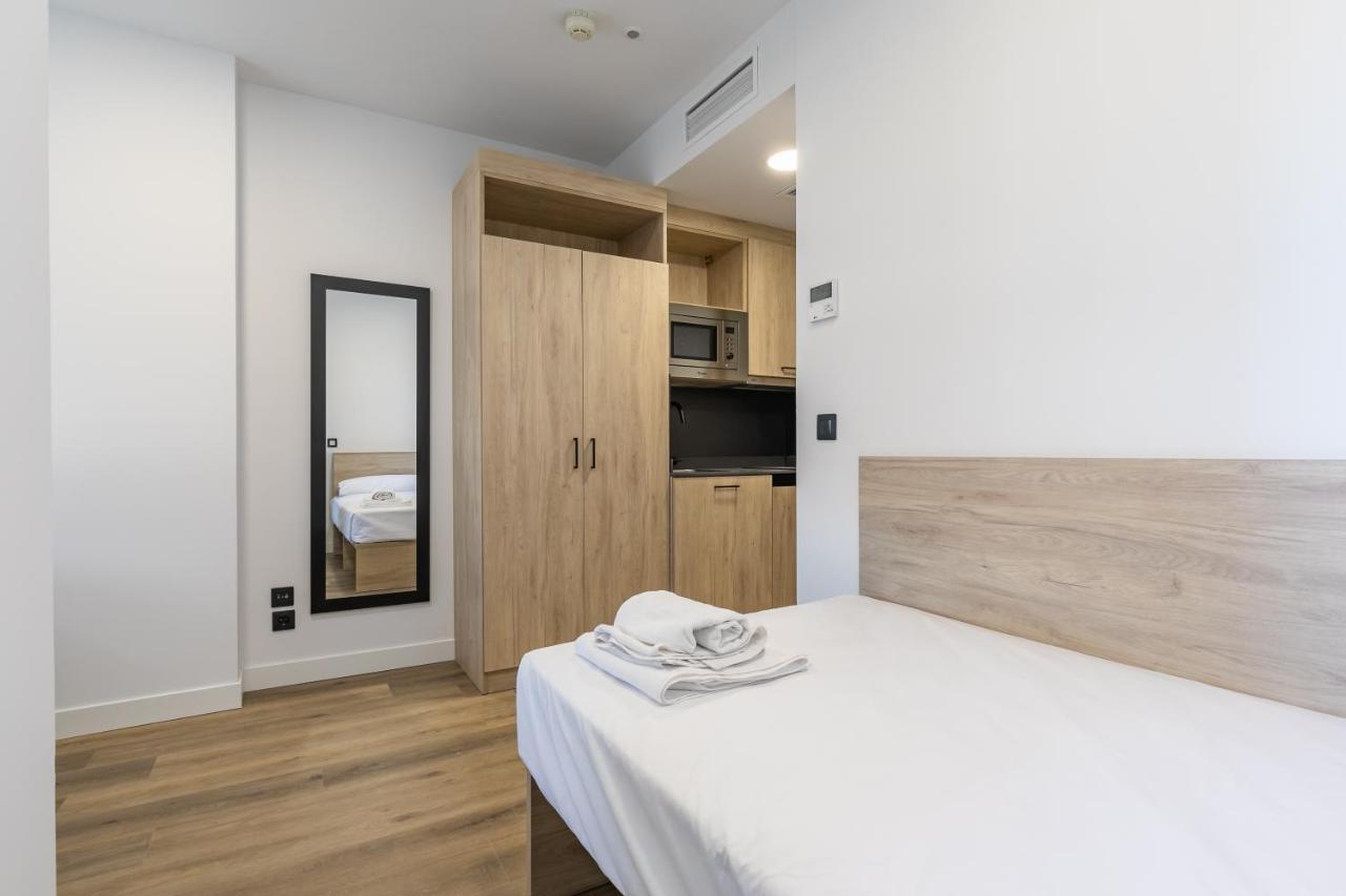 Micampus Xaudaro Student Residence Madrid Eksteriør billede
